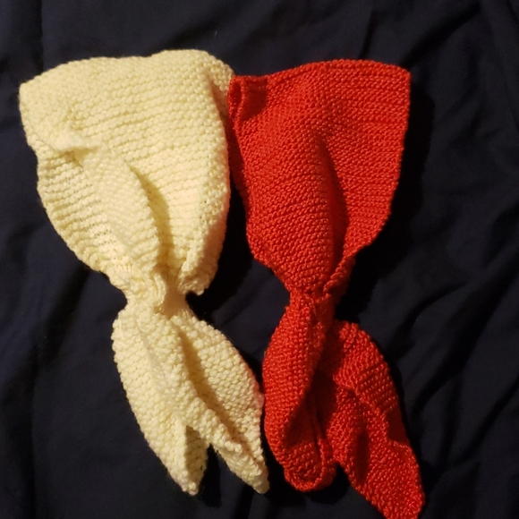 Hand made Crochet acarfs - Picture 3 of 3